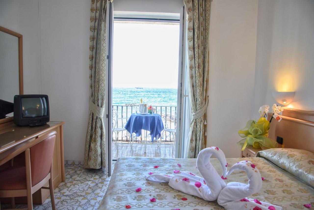 Hotel Imperial Ischia Exterior photo